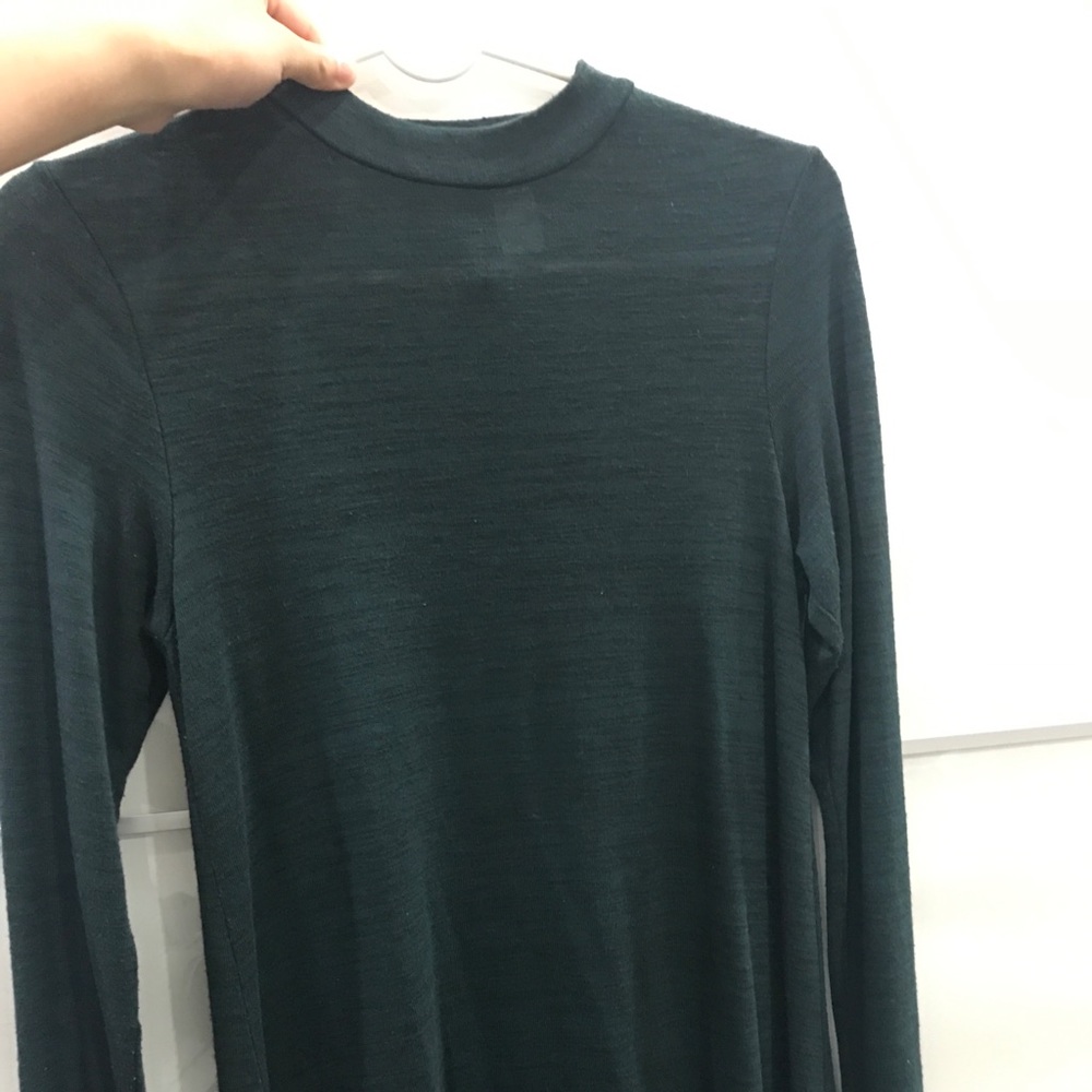 Green mock neck long sleeve dress